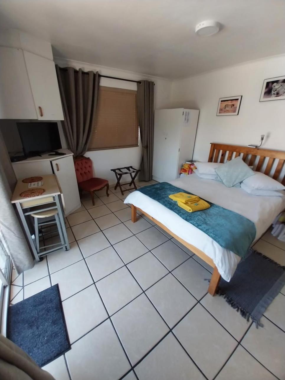 Bed and Breakfast De Helling Self Catering à Brackenfell Extérieur photo